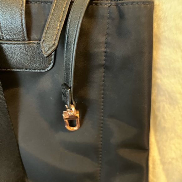 Radley London NWOT Stylish Black Backpack Purse 13x13 with bag charm - Picture 8 of 12